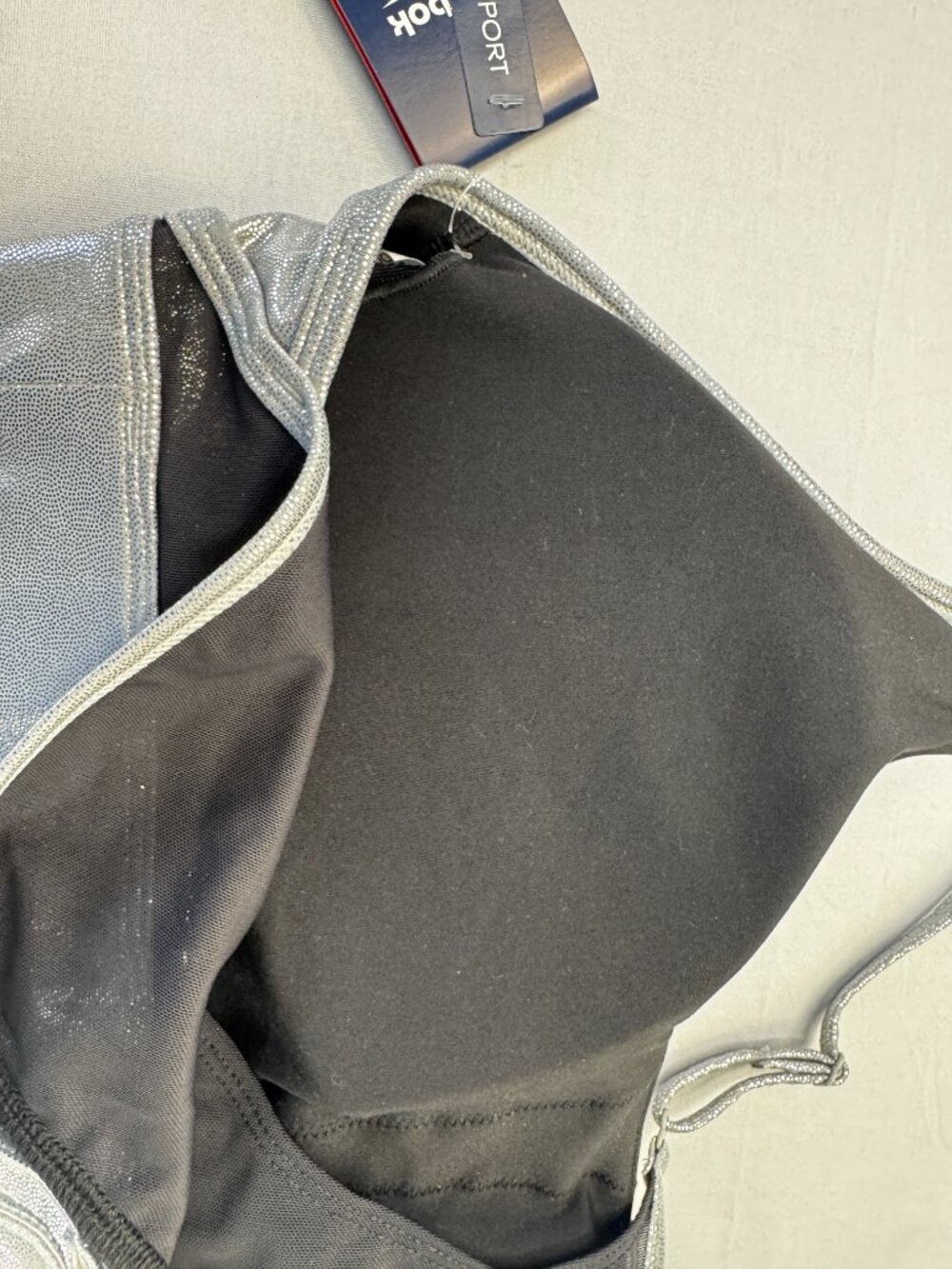 NWT Reebok Lux Strappy Sports Bra Metallic Silver Crisscross Sz XL - Picture 10 of 11